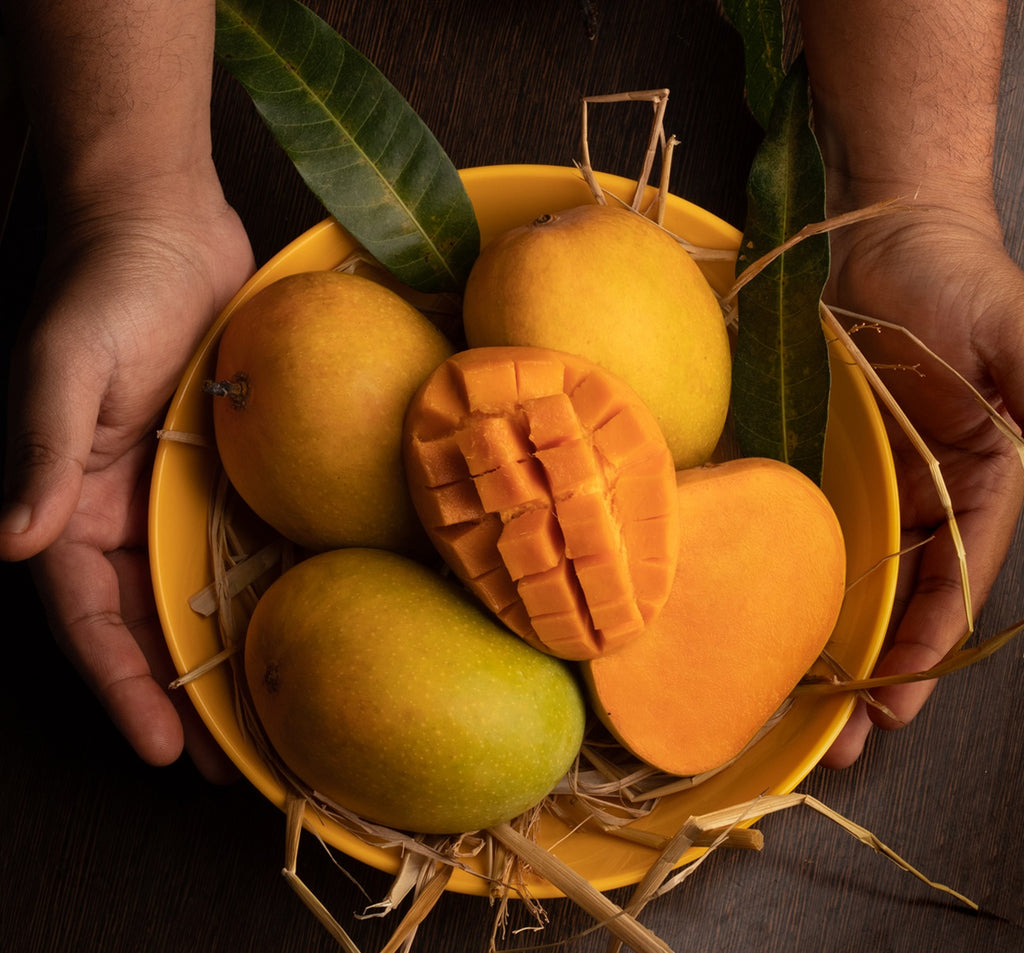 Ratnagiri Alphonso Mango (170 - 200 Gms)